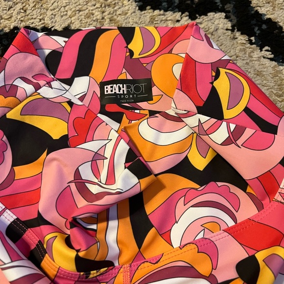 Size Large Beach Riot Athletic Shorts - Picture 5 of 7